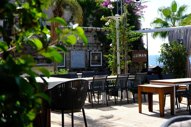 LİMAN RESTAURANT LOUNGE CLUB