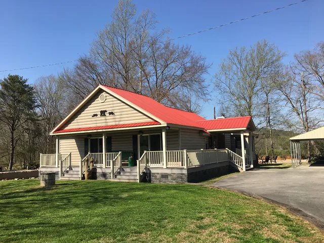 Maples Ridge Vacation Rentals:Gone Fishing