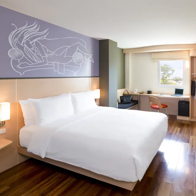 Ibis Vientiane Nam Phu