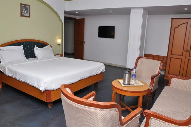 OYO 72791 Grand International