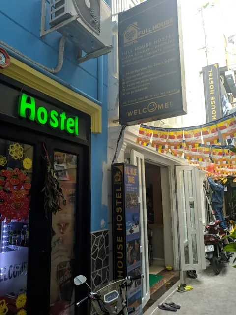 Mi Mi Backpackers Hostel