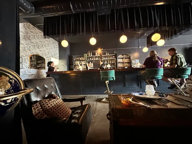 The Tipsy Mosquito Wine And Spirit Room