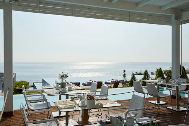 Nero Bar-Restaurant - Cavo Olympo