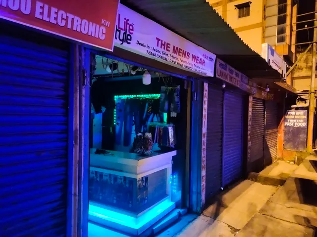 SPOT ON 68583 Hotel Jai Hind Home