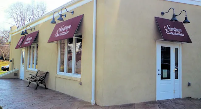 Newtown Chocolatier