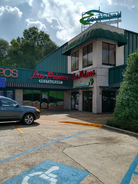 Los Primos Supermarket