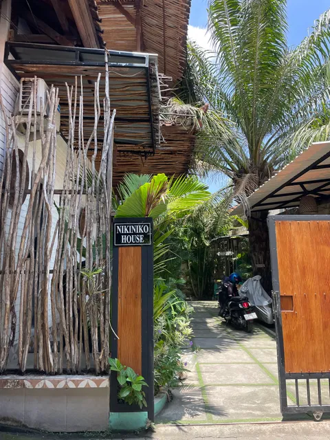NIKINIKO BEACH HOUSE