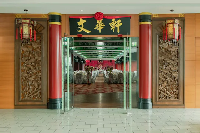 Extra Super Tanker - Glo Damansara