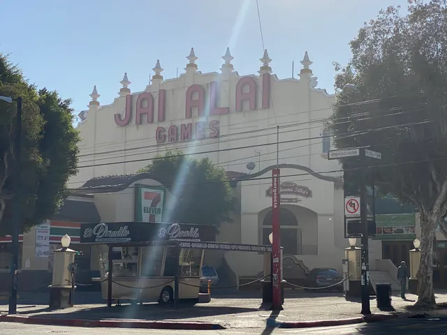 Jai Alai Frontón Palacio