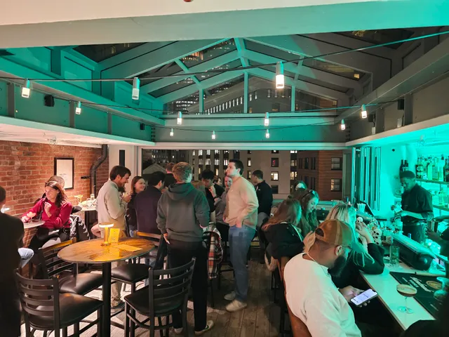 Apex Rooftop Bar and Lounge