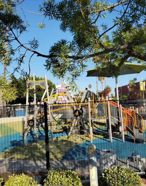 Washington Irving Pocket Park