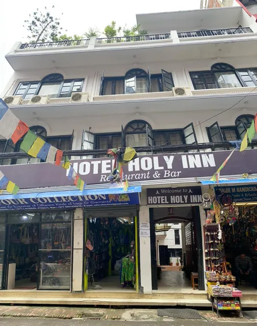 Hotel Holy Inn