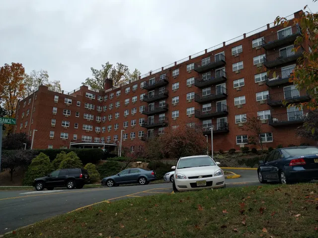 Heritage House Apartments