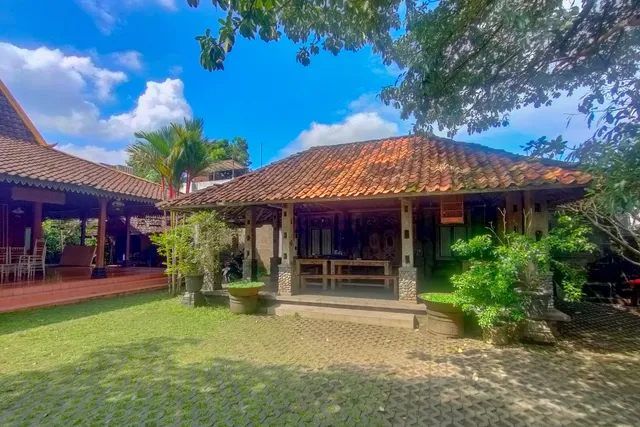 Joglo Bale Witana RedPartner