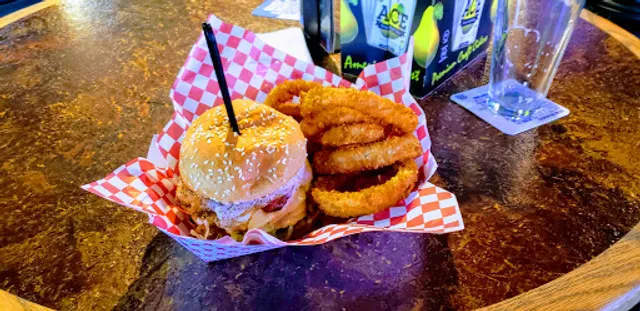 Pasco Dugout Bar & Grill