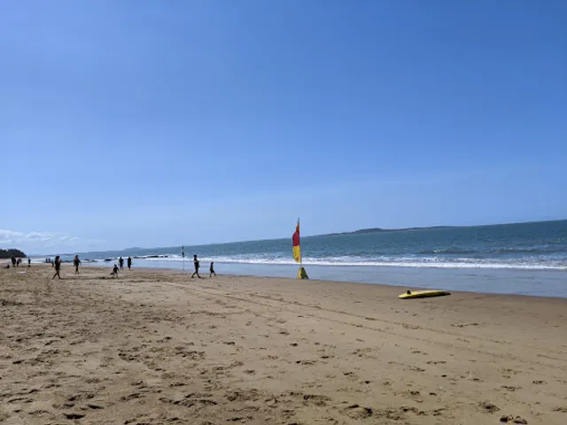 Tannum Sands Surf Lifesaving Club