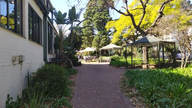 Mikes Heritage House