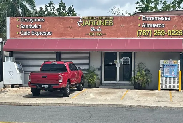 Panadería y Repostería Jardines