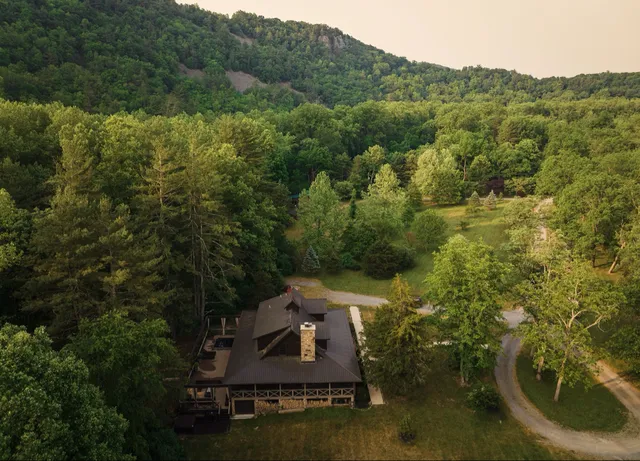 Mountainaire Luxury Cabin