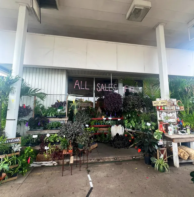 Owen’s Flowers and Produce