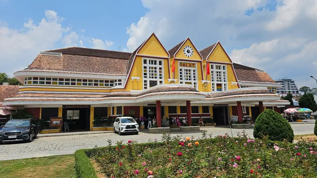 Nhà Nghỉ Du Lịch Nguyên Vũ