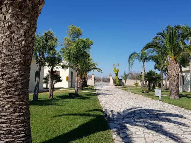 Villa Hermosa Resort