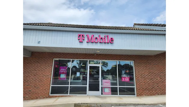T-Mobile Authorized Retailer