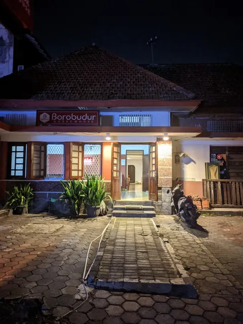 OYO 2953 Borobudur Guest House