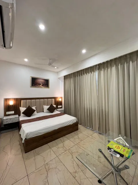 Hotel Kailash Regency