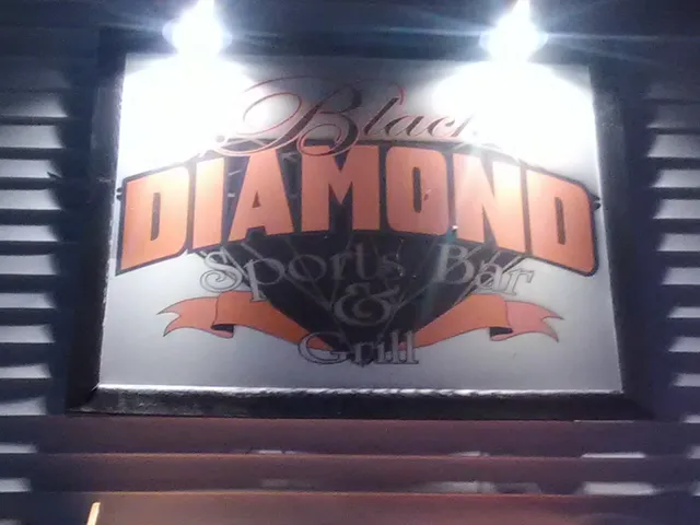 Black Diamond Bar