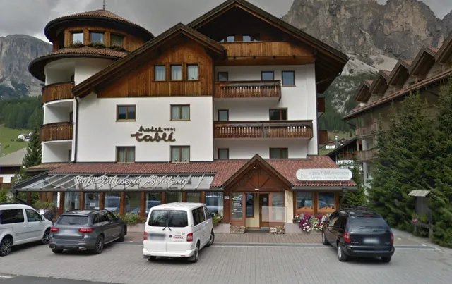 Table Apartments Sas Di Posch Rosmarie & Co.