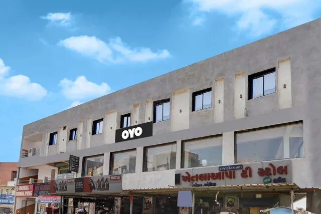 Flagship Hotel Royal Plus