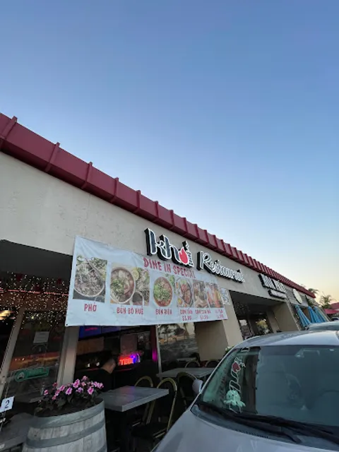 X Noodles | House of Pho & Hotpot