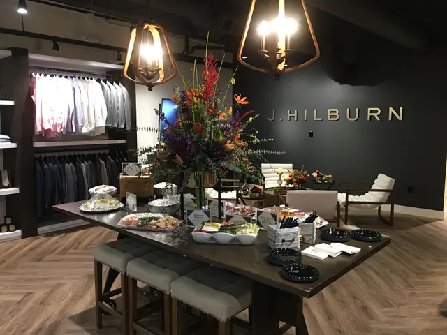 J.Hilburn Stylist Studio - Dublin, OH