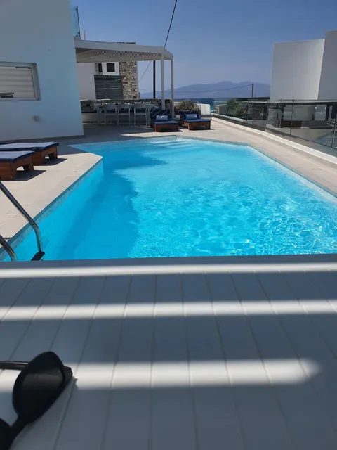 Naxos Superior Villas