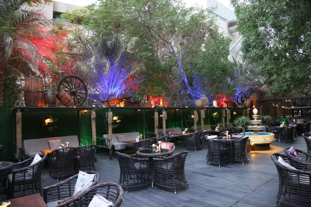 Piccolo Mondo View بيكولو موندو فيو