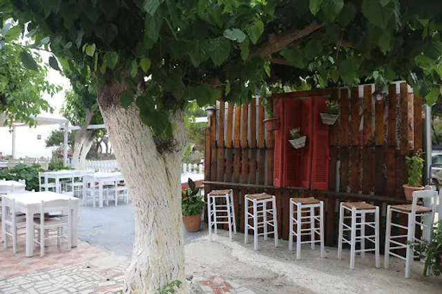 Marinos Restaurant (Εστιατόριο Μαρίνος)