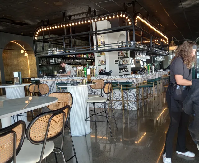 Madame Social Eatery & Bar