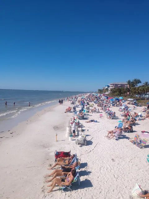 Crescent Beach Family Park