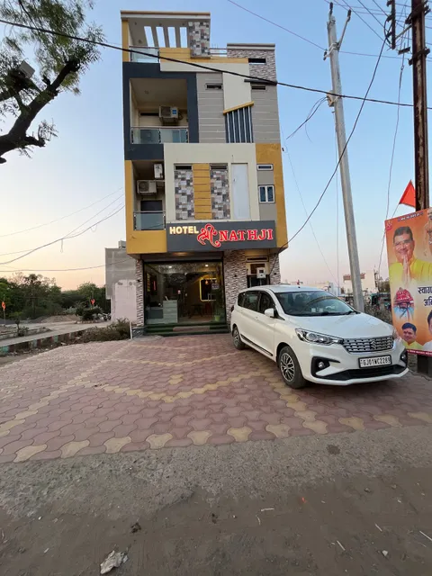 Hotel ShriNathji