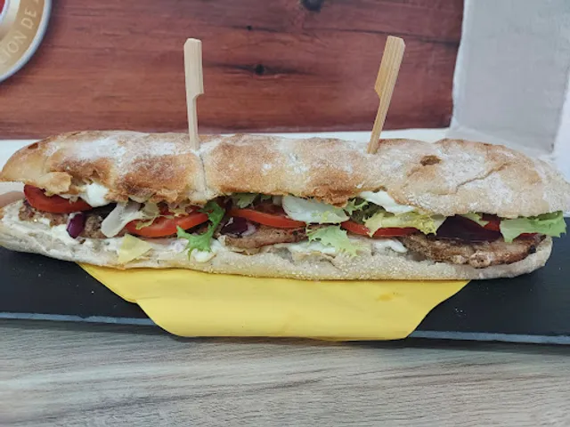 Bar & Tapas La Caña