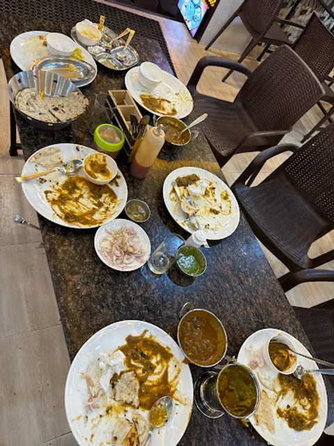 Punjabi Rasoi VEGETARlAN RESTAURANT