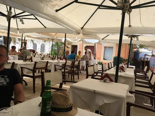 Tselenti Traditional Bakery