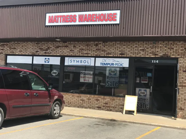 Furniture & Mattress Warehouse