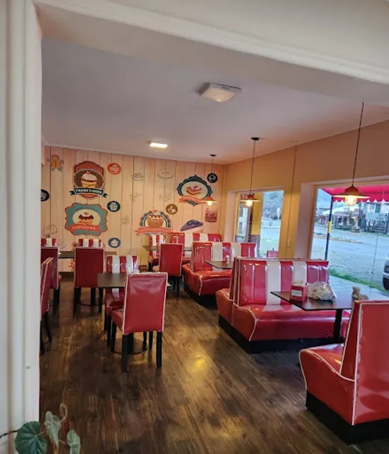 Bakery · Café & Panadería · Lago Puelo