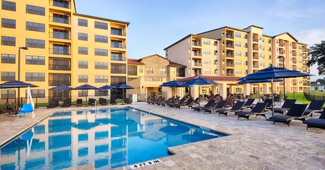 Siena at Bella Collina