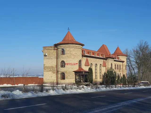 Готельно-ресторанний комплекс Галицький замок