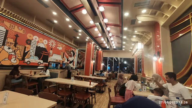 Gokana Ramen & Teppan Green Pramuka square