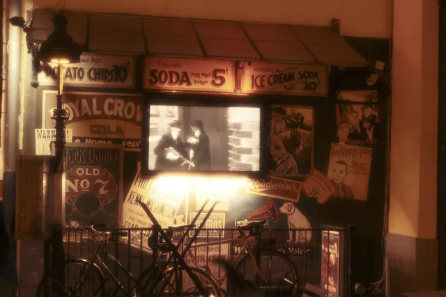 Fat Mo's Music Pub Restaurant