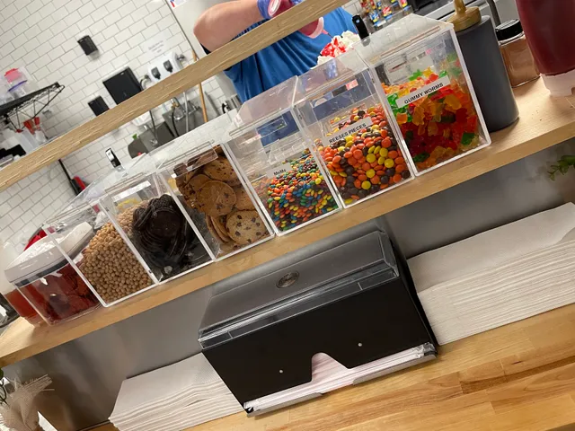 Rollin Ray's Rolled Ice Cream